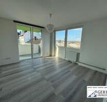 Helles WG-Zimmer mit eigenem Bad & Balkon in zentraler Lage - Kassel