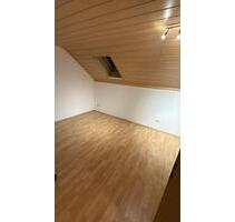 3 Zimmer Wohnung - 450,00 EUR Kaltmiete, in Königslutter am Elm (PLZ: 38154)