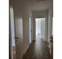 Hier wartet ihr neues zu Hause tolle 3 Zimmer Wohnung mit Balkon - Hainichen