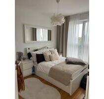 Schönes Zimmer in 2er-Mädels-WG ab dem 15.10 frei!!! BESCHREIBUNG - Frankfurt am Main Gallus