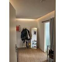 2-Zimmer-Wohnung mit Loggia (ca. 70 m², WG-geeignet) Einzug 1.12. - Düsseldorf Stadtbezirk 3