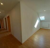 großzügige, frisch sanierte 5-Zimmer Wohnung am Markt, Werdau