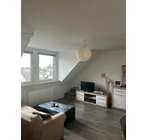 Schöne helle 2 Zimmer DG Wohnung Heiligenhaus
