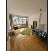 2 Zimmer Wohnung mitten in Mannheim City - 500m von Uni entfernt