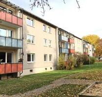 Ruhig wohnen mit Balkon – 3 Zimmer im 1. OG - Homberg (Efze)