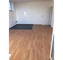 Helle 2 Zimmer Wohnung mit Balkon in Duisburg Homberg ab Dez.2025