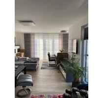 Helle 2 Zimmer Wohnung mit Dachterrasse in zentraler Lage - Kaltenkirchen