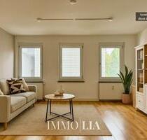 Große 4-Zimmer-Wohnung in Suhl, sehr zentrale Lage, Badezimmer mit Wanne