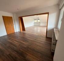 Schöne 4 Zimmer Wohnung mit Stellplatz und Keller - Osnabrück Hellern