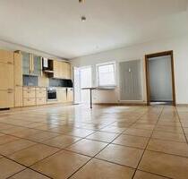 Helle 2,5 Zimmer Wohnung - 700,00 EUR Kaltmiete, ca.  80,00 m² in Alzey (PLZ: 55232)