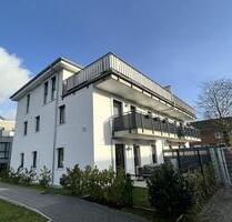 !Anfragestopp! Exklusive, offene und helle 4 Zimmer Erdgeschosswohnung - Fußbodenheizung - Terrasse - Hamburg Eidelstedt