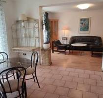 3,5 Zimmer Wohnung, komplett möbliert, gute Lage& KVB Verbindung - Köln Mülheim