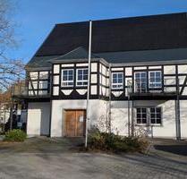 Hochwertig, komplett modernisiert: 3-Zimmer Wohnung 113 m² - Warstein