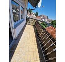 Neu renovierte 2 Zimmer Wohnung in zentraler Lage, 100 Meter bis zur S-Bahn - Eppertshausen