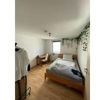 1 Zimmer frei in Frauen 3er WG in Kempten Ortsteil St Mang - Kempten (Allgäu) Auf dem Lindenberg