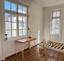 Stuttgart City, 5-Zi.-Whg., WG geeignet, ab sofort frei