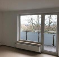 Helle 3-Zimmer Wohnung mit Balkon und neuen Bodenbelägen zu vermieten - Bad Hersfeld