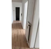 Renovierte 2,5-Zimmer Wohnung in der Sterkrader Fußgängerzone - Oberhausen Alsfeld
