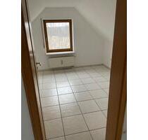 2-Zimmer Dachgeschosswohnung in Theuern - Rieden