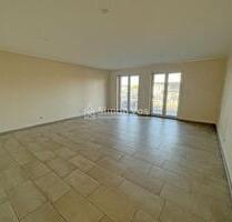 Sofort einziehen und wohlfühlen: Barrierefreie 2-Zimmer Wohnung mit Balkon - Rees