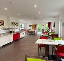 Betreutes Wohnen mit Vollservice – 2-Zimmer barrierefrei mit Tagespflege, Küche & Verpflegung in gepflegter Wohnanlage - Sangerhausen