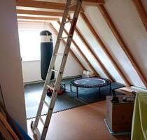Zwei Zimmer Wohnung - 450,00 EUR Kaltmiete, ca.  50,00 m² in Wiesentheid (PLZ: 97353)