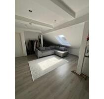 Schöne 2 Zimmer Dachgeschoss-Wohnung in bester Lage - Bielefeld Mitte