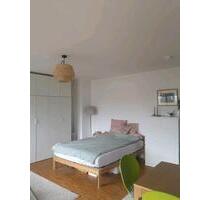 1 Zimmer Wohnung in Korntal - 650,00 EUR Kaltmiete, ca.  34,00 m² in Korntal-Münchingen (PLZ: 70825)