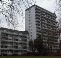 Wir rrenovieren für Sie! günstige 2 Zimmer Wohnung mit Balkon in MG-Odenkirchen- WBS erforderlich - Mönchengladbach Süd