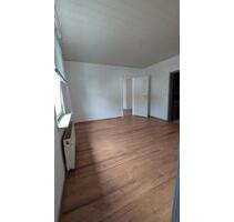 Helle, große 5-Zimmer Wohnung in Büdingen - Zentrum (nahe Schule