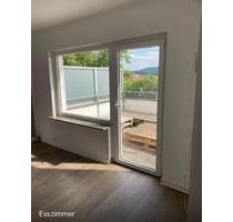 Schöne 3,5-Zimmer-Wg im 1.OG mit Südbalkon, Terrasse und EBK - Einbeck