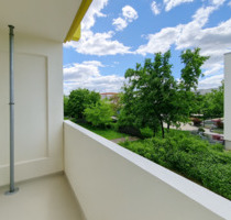 „Zwei Zimmer zum Verlieben, ein Balkon zum Träumen – Renoviert & einzugsbereit zum 01.11.2025
