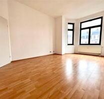 2 Zimmer mit EBK Tageslichtbad Wanne Dusche ASR:) - Chemnitz Kapellenberg