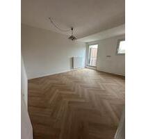 Teilmöbelierte 3-Zimmer Wohnung 71qm mit Balkon und Keller - Oberhausen Borbeck