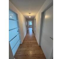 frisch sanierterenovierte 3 Zimmer Dachgeschosswohnung - Osterode am Harz