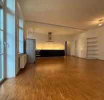 2 Zimmer Loft- Altbau- besondere Immobilie- provisionsfrei - Stuttgart Lehen