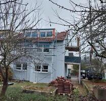 2 Zimmer Wohnung Dachgeschoss Balkon Gartenanteil - Sulzbach-Rosenberg