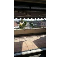 Möbliertes 1-Zimmer Penthouse mit Terrasse in Stadtbergen