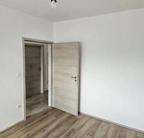 2 Zimmer Wohnung,Küche, Bad mit Wanne, Terrasse - Sünching
