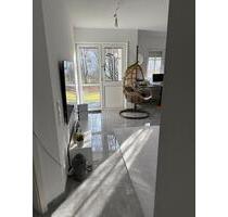 2 Zimmer Wohnung mit Garten - 1.200,00&nbsp;EUR Kaltmiete, ca.&nbsp; 68,00&nbsp;m&sup2; in Lampertheim (PLZ: 68623)