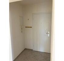 Helle ruhige 1 12 Zimmer Whg mit Balkon - Freilassing