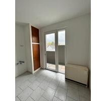 Helle 2,5 Zimmer Wohnung mit Balkon - Gelsenkirchen Gelsenkirchen-Mitte