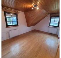 6-Zimmer-Wohnung WG-Vermietung – 150 m²+45 m² Speicher+Garten– 3 Zimmer noch verfügbar! - Cölbe