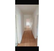 Sehr schöne 5 Zimmer Wohnung nähe Bahnhof - Pirmasens