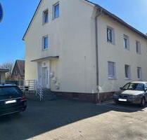 3 Zimmer Dachgeschosswohnung citynah frisch renoviert - Lünen Alstedde