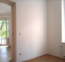 2 Zimmer • Küche • Bad • und Balkon - Chemnitz Hilbersdorf