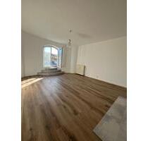 1-Zimmer-Apartment mit Blick über Stuttgart