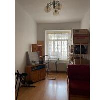2 Zimmer in Frauen WG frei. - 392,00 EUR Kaltmiete, ca.  73,00 m² in Leipzig (PLZ: 04299) Südost