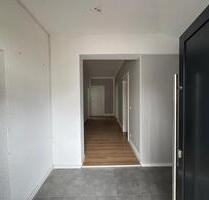 Exklusives 4 Zimmer Bungalow mit eigener Terrasse uns Stellplatz - Bochum Langendreer