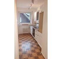 Schöne zwei Zimmer Wohnung mit Einbauküche und Balkon, renoviert - Winterberg